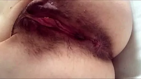 Aman, killı ıslak am yakından sızarken dildo siker! 😍