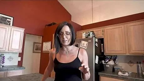 מזריע את הדודה הסקסית שלי בחדר השינה בפוב. הלנה פרייס חלק 1 wca productions