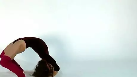 Hot Gymnast Anna Ocean Stretches Naked with Small 18+ Tits and Brunette Charm