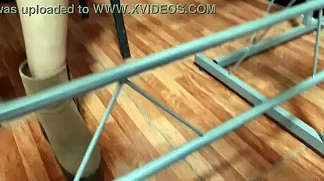 I saw this cute argentinian student without panties in class, shes so sexy and beautiful!