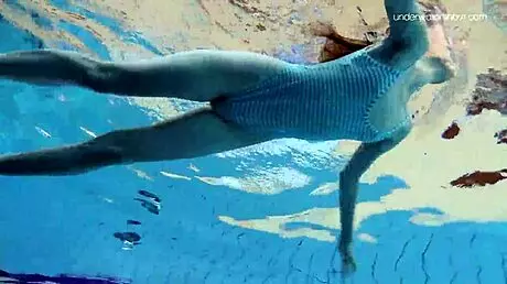 Anna Netrebko Underwater Lesbian Scene