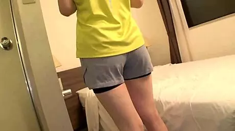 Japanese Babe in Homemade Hardcore with Massive Cumshot