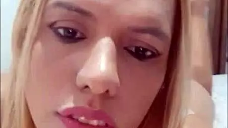 Teen 18+ shemale traps dominate clients in selfies