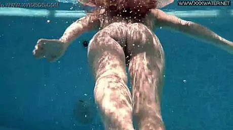 Nicole Pearl Super Hot Shaking Tight Ass by the Pool