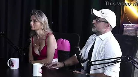 They asked about Viagra and discussed quick men versus slow women in sheer red lingerie - Aline Fischborn, Flávio Paiva.