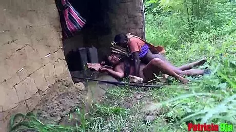 Wow, Okoro got caught banging Patricia 9ja on the king's farm! 😲