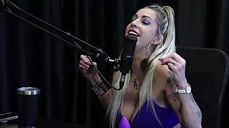 Julia Fontanelli's Clients Return for Wild Public Blowjobs and POV Action