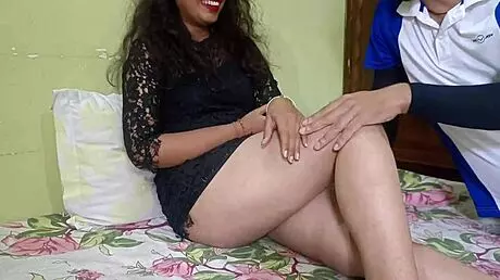 Dipali gets fucked by her best friend at home!