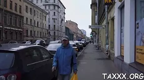 Teen gets fucked and creampied live on webcam