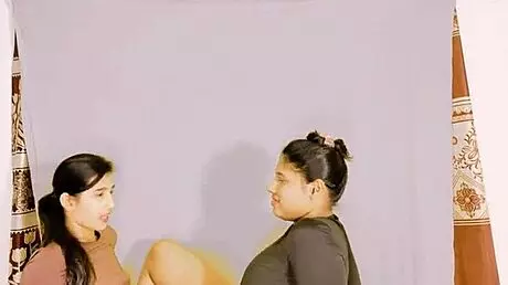 Bride gets fucked by husband and ex-wife in FFM 😈