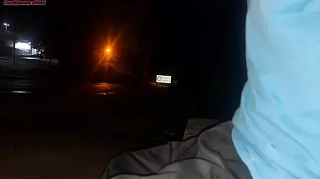 Sério Eu Corro O Risco De Colocar Meu Pau Na Frente Dessa Mulher Esperando O Ônibus Veja Oque Ela Fez.