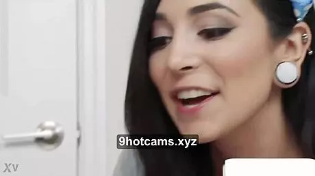 age teen lady gets fucked in ass and pussy porn video