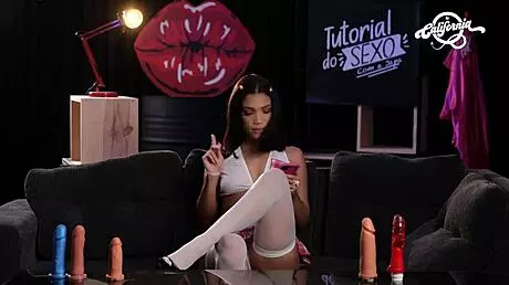 a novinha vai te fazer gozar with small tits and shaved pussy