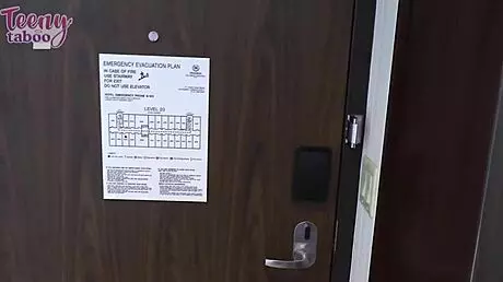 Gorgeous jasmine wilde assists boss mr brogan in office tasks